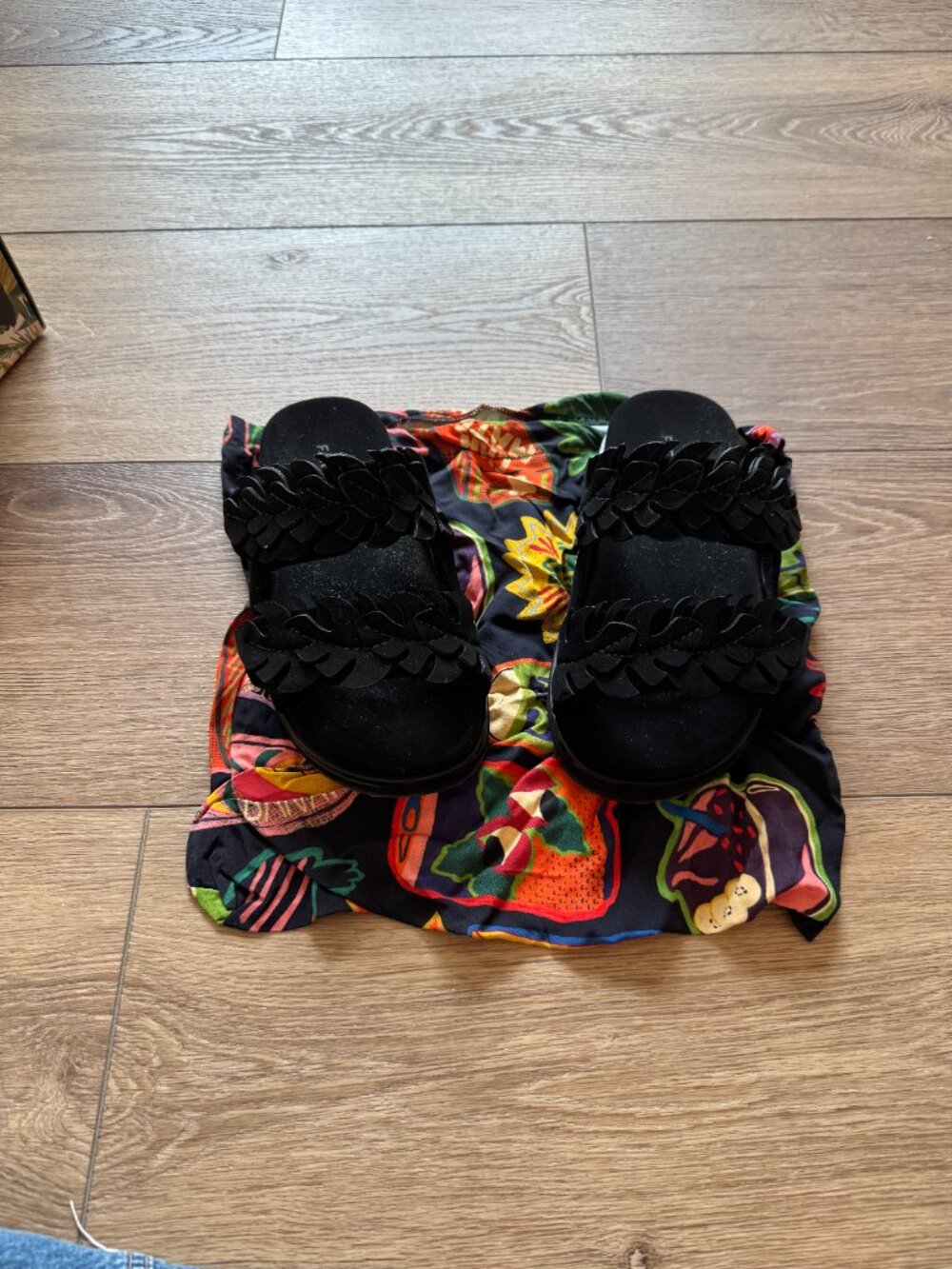 Farm Rio Mini Monstera Slide/Sandal - Picture 6 of 8